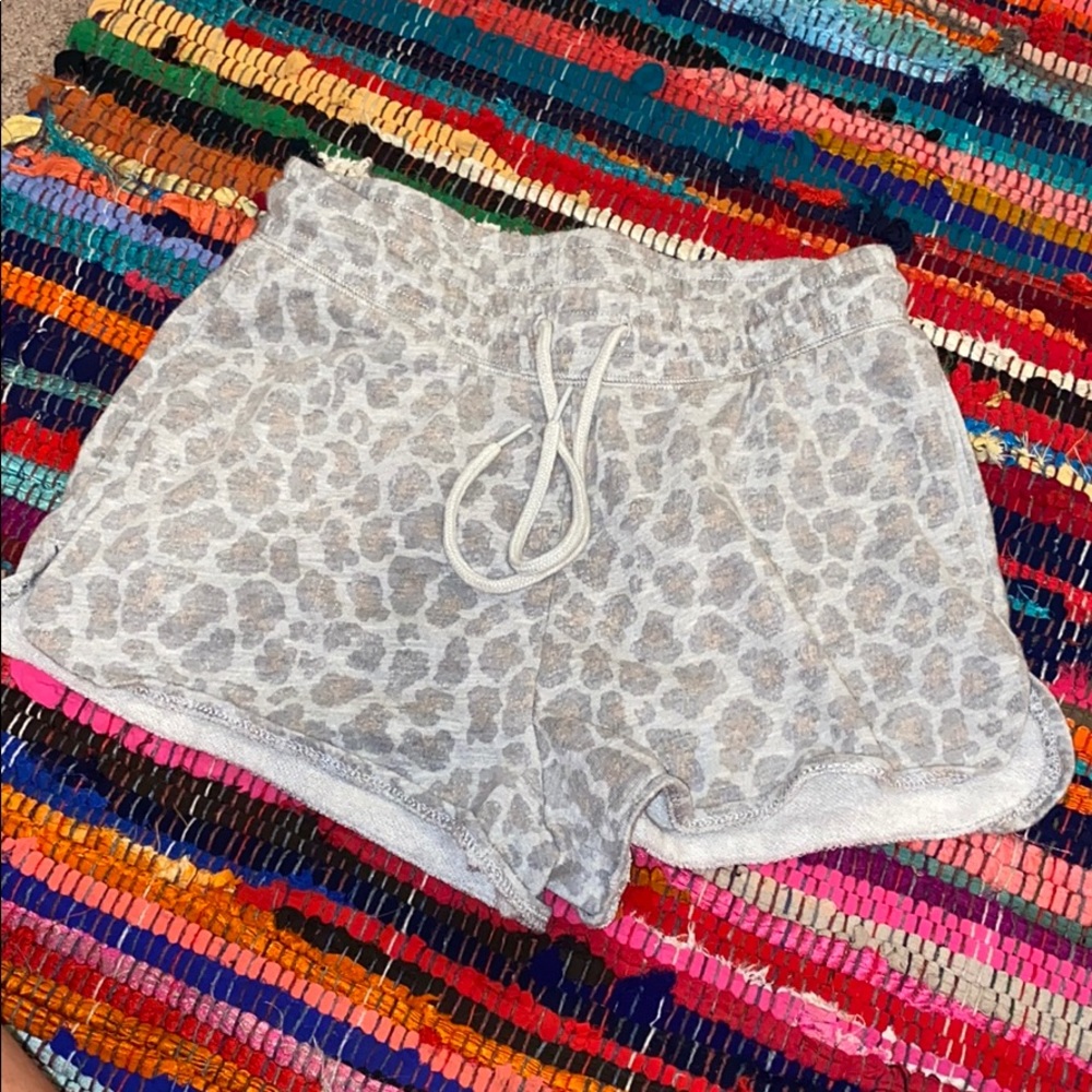 High waisted leopard shorts